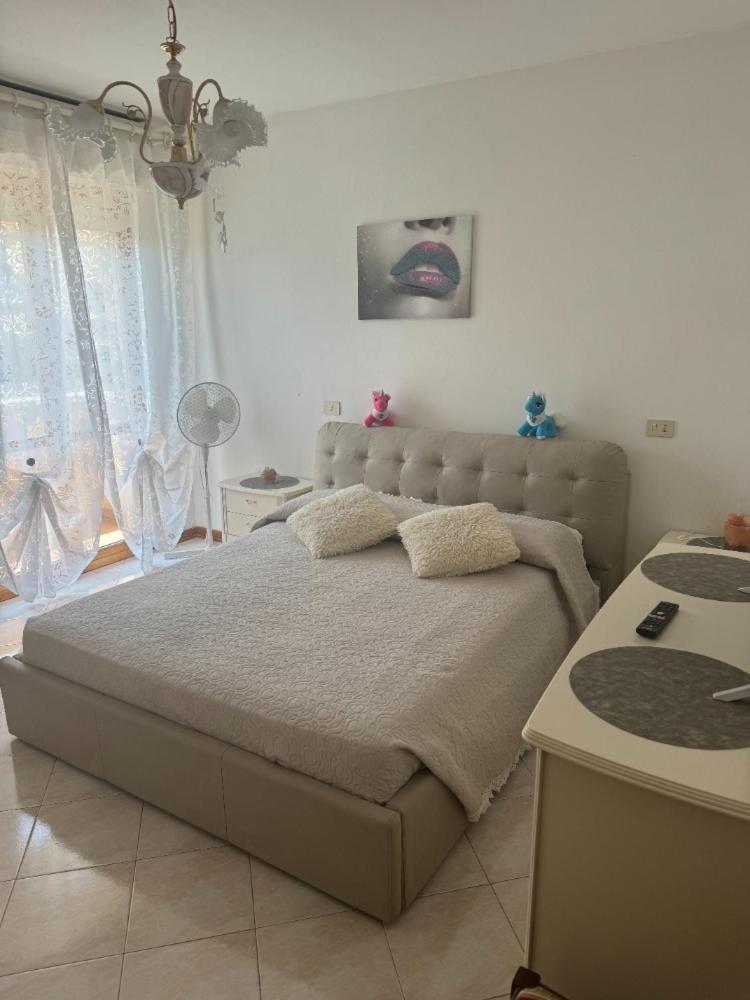 Bellissima Stanza Con Parcheggio Gratuito Apartment Cinquale Exterior photo